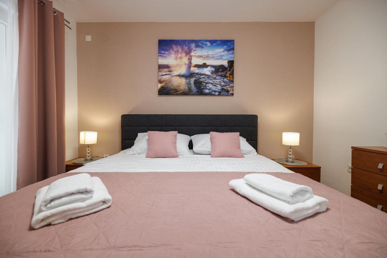 Apartman La Vista E' Bella Kornić Exterior foto